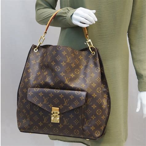 gold metallic louis vuitton bag|Louis Vuitton metis hobo bag.